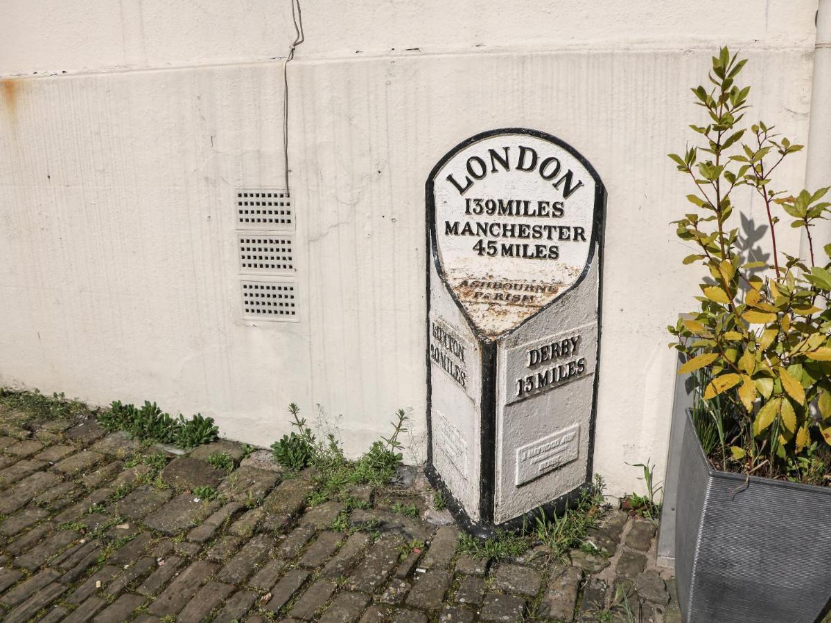 Kennedy'S Cottage Ashbourne  Exterior photo
